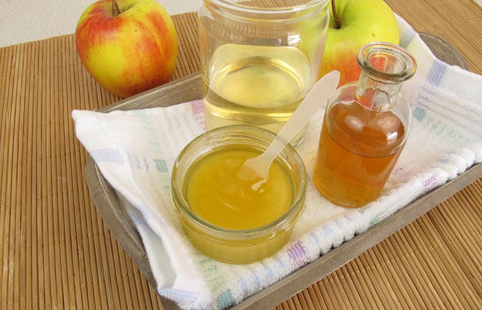 Apple-Cider-Vinegar-And-Honey-For-Gout